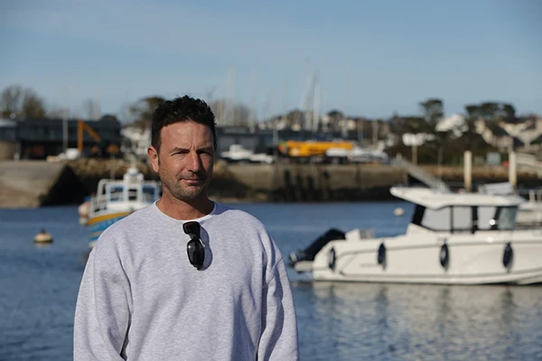 mareck-dupont-skipper-portrait-molene-islands-excursions