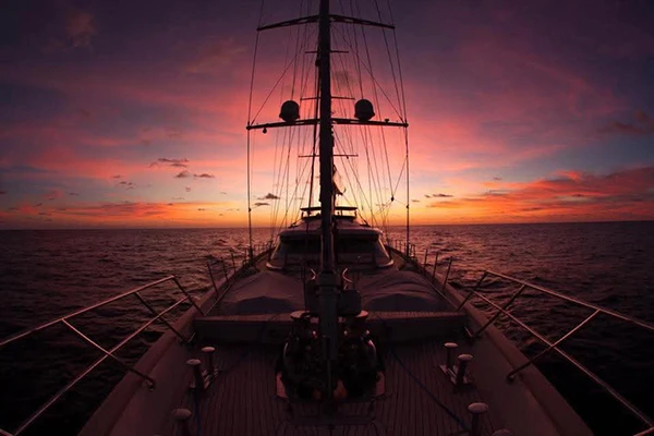 sunset-skipper-molene-islands-excursions